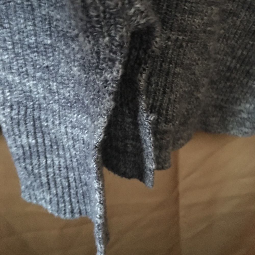 LANE BRYANT PULLOVER SWEATER - Picture 5 of 7